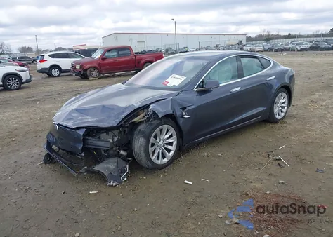 2020 Tesla Model S Long Range Dual Motor All-Wheel Drive/Long Range Plus Dual Motor All-Wheel Drive из США, поврежденный, VIN 5YJSA1E28LF350925